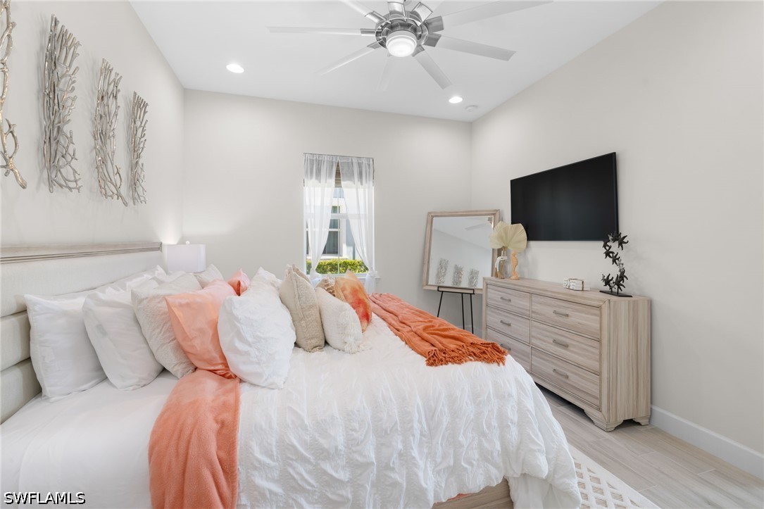 2 Bed Waterfront Home for Sale in Naples, FL, $659,000 — photo 19