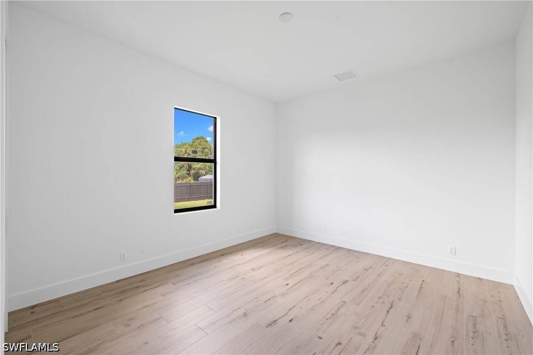 3 Bed SingleFamilyResidence for Sale in Naples, FL, $649,900 — photo 19