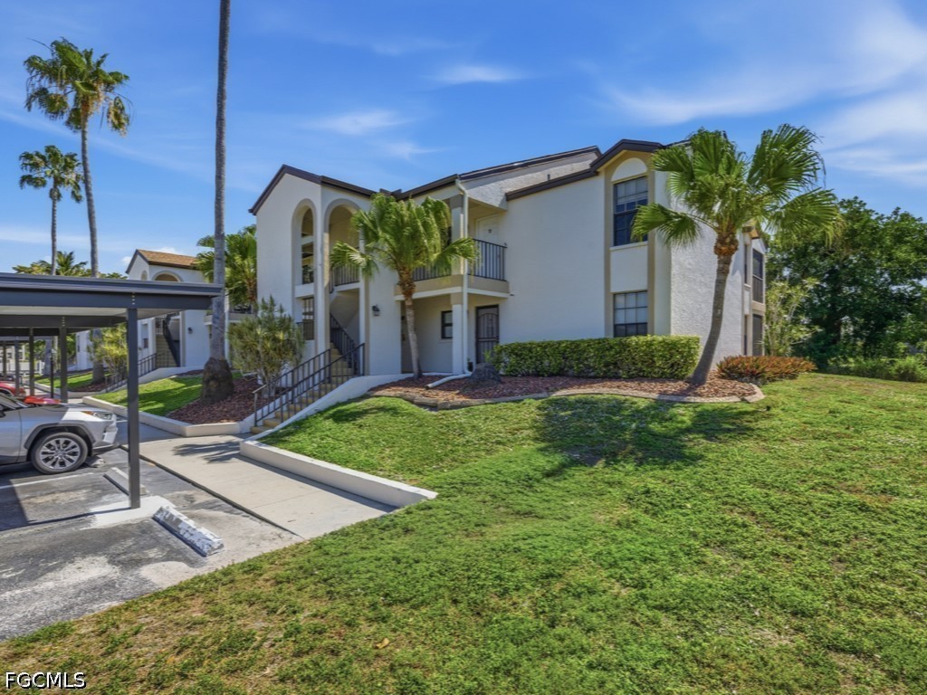 2 Bed Waterfront Home for Sale in Fort Myers, photo 19