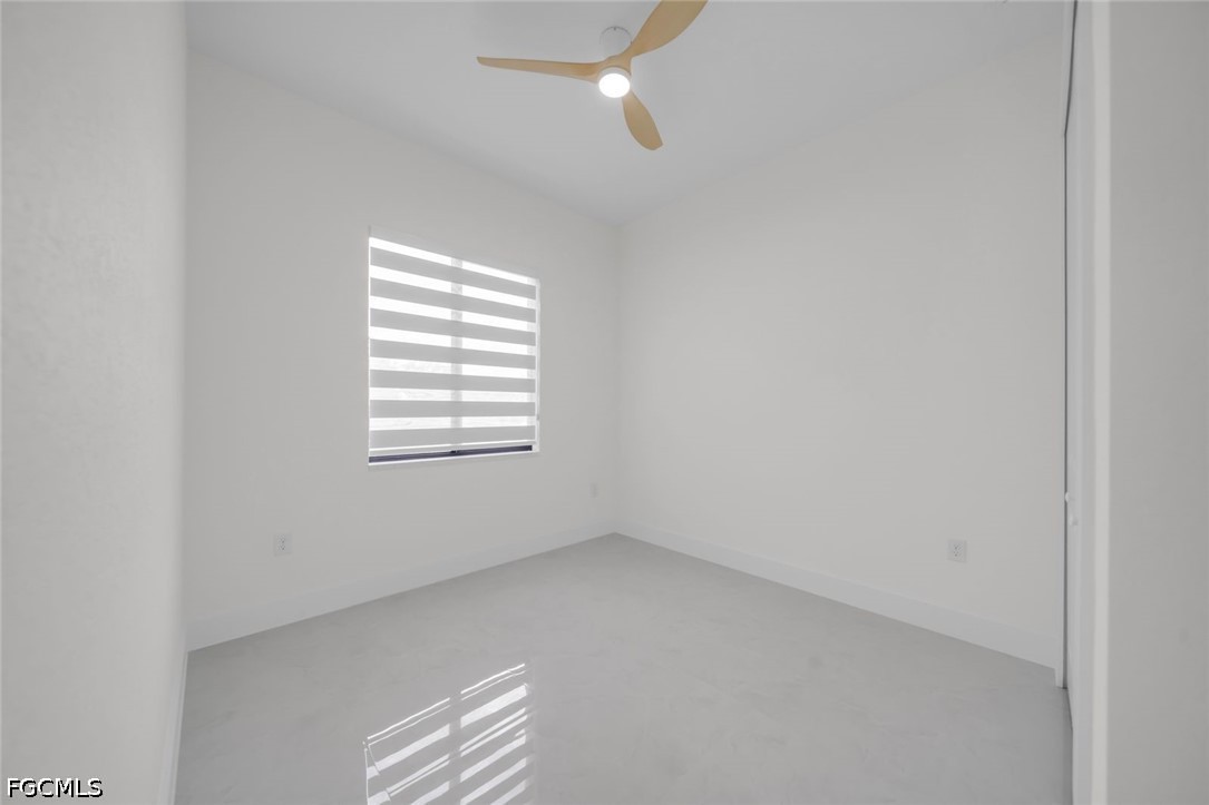 4 Bed SingleFamilyResidence for Sale in Lehigh Acres, photo 19
