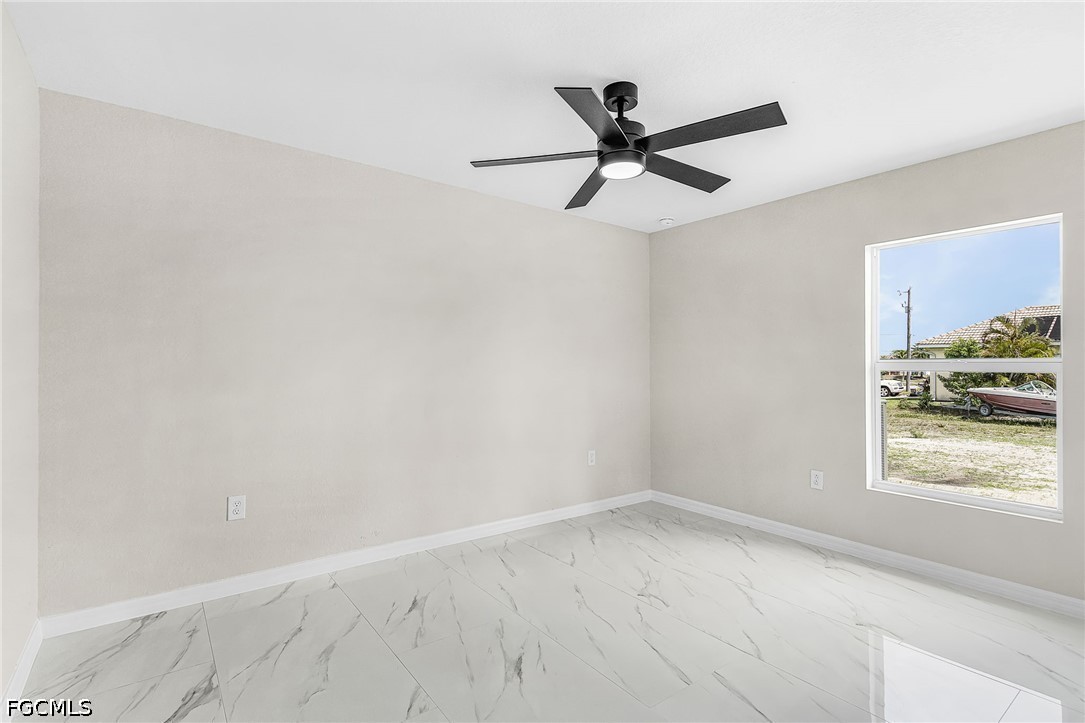 4 Bed Waterfront Home for Sale in Cape Coral, photo 19
