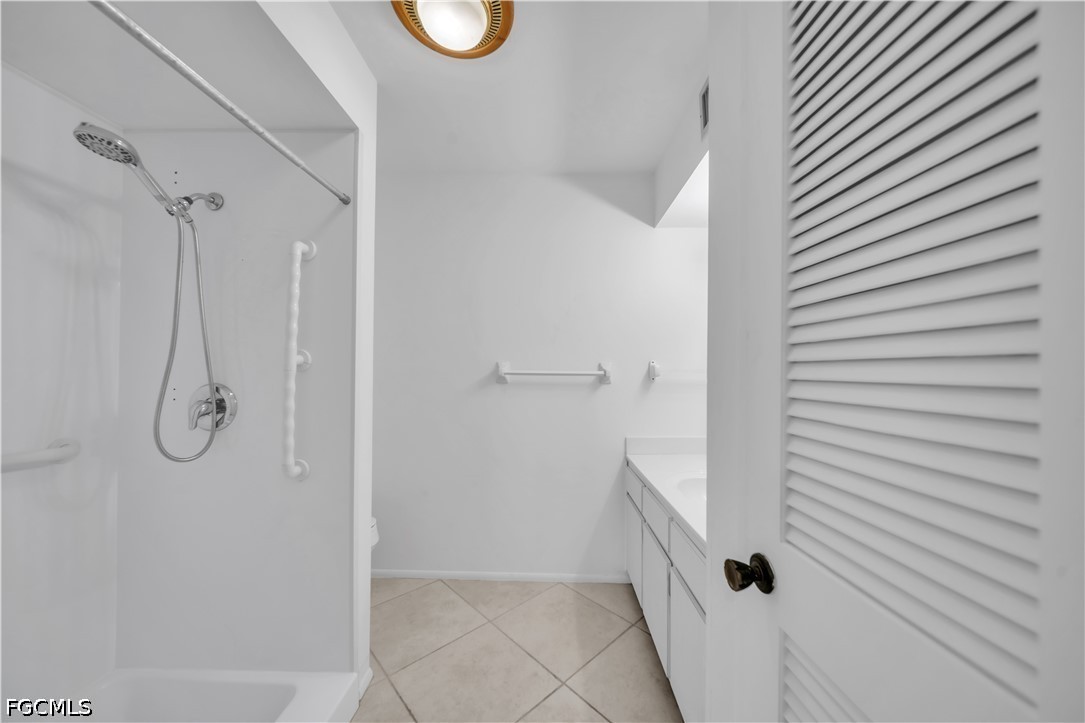 2 Bed Condominium for Sale in Greenwood Condo, photo 19