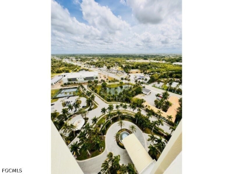 2 Bed Waterfront Home for Sale in Oasis, photo 19