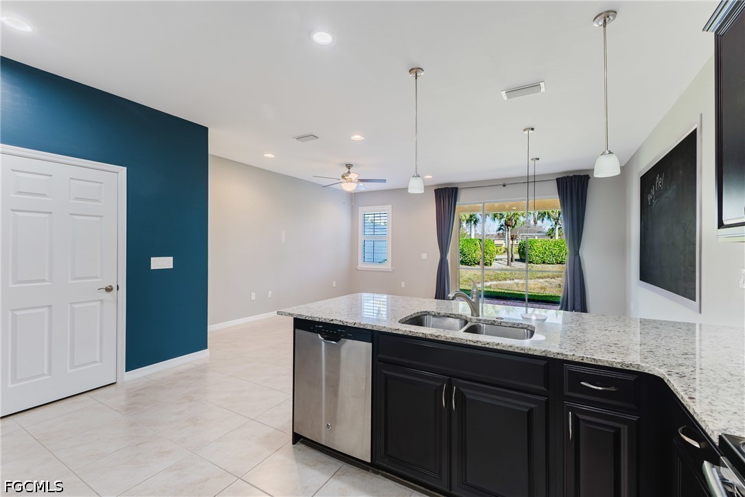 2 Bed Waterfront Home for Sale in Lindsford, photo 19