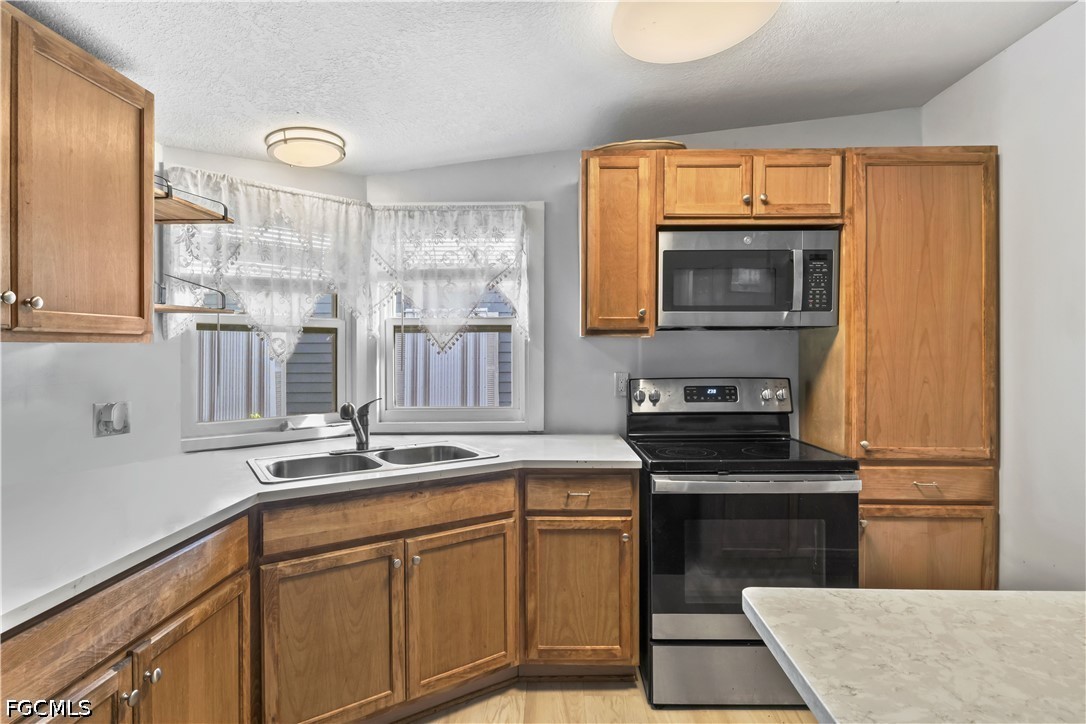 2 Bed Waterfront Home for Sale in Pine Island Cove, photo 19