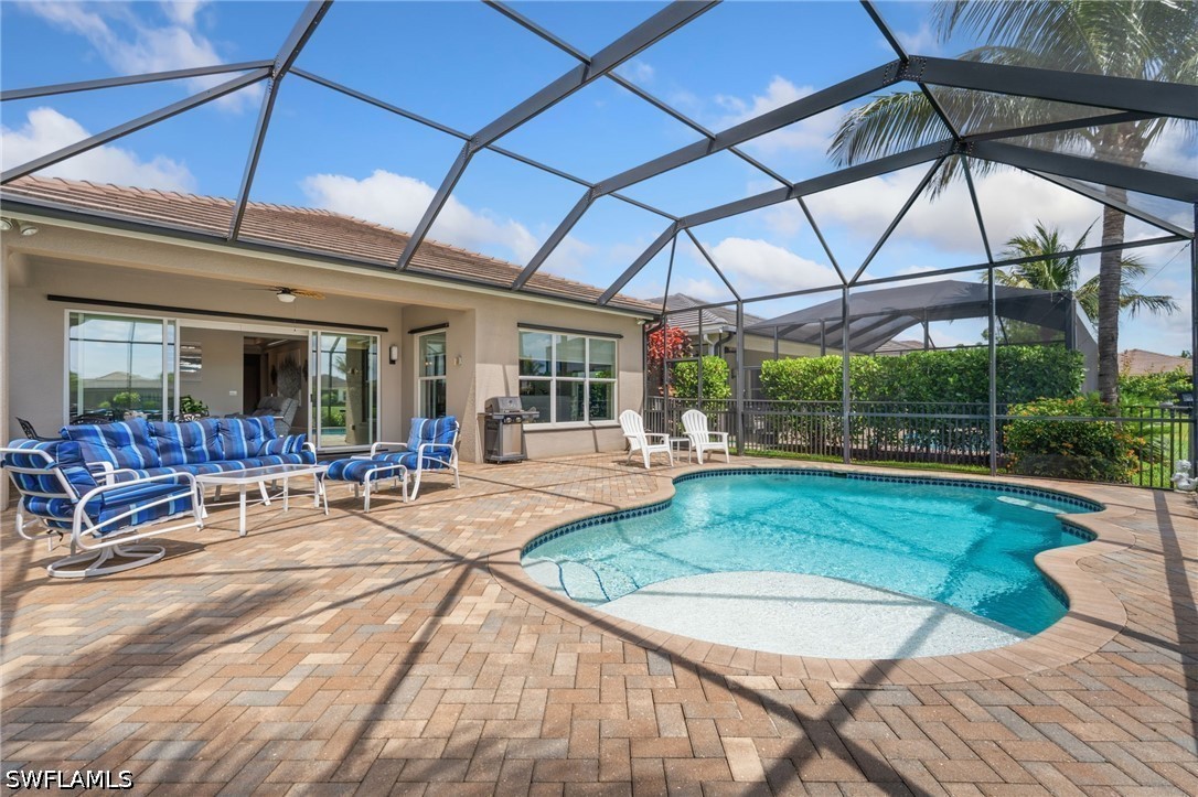 3 Bed Pool Home for Sale in Valencia Bonita, photo 19