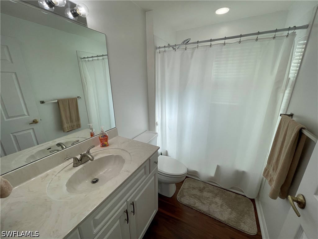 3 Bed Attached for Sale in Naples, photo 19
