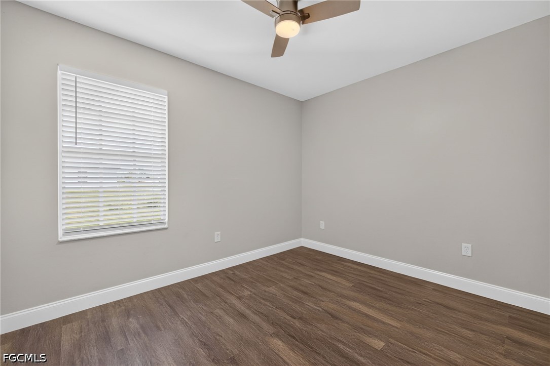 3 Bed SingleFamilyResidence for Sale in Lehigh Acres, photo 19