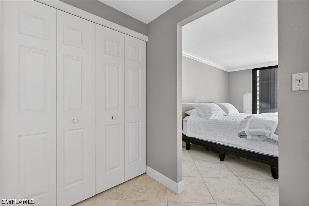 2 Bed Waterfront Home for Sale in Marco Island, photo 19