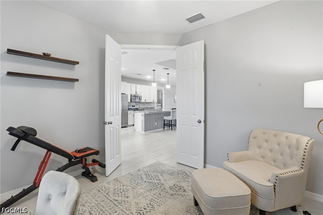 3 Bed Pool Home for Sale in Cape Coral, photo 19