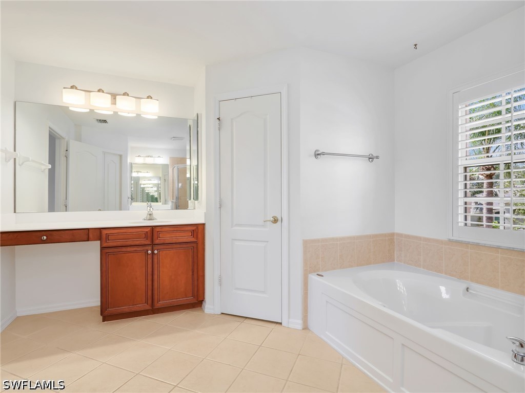 5 Bed Pool Home for Sale in Colonial Pointe, photo 19