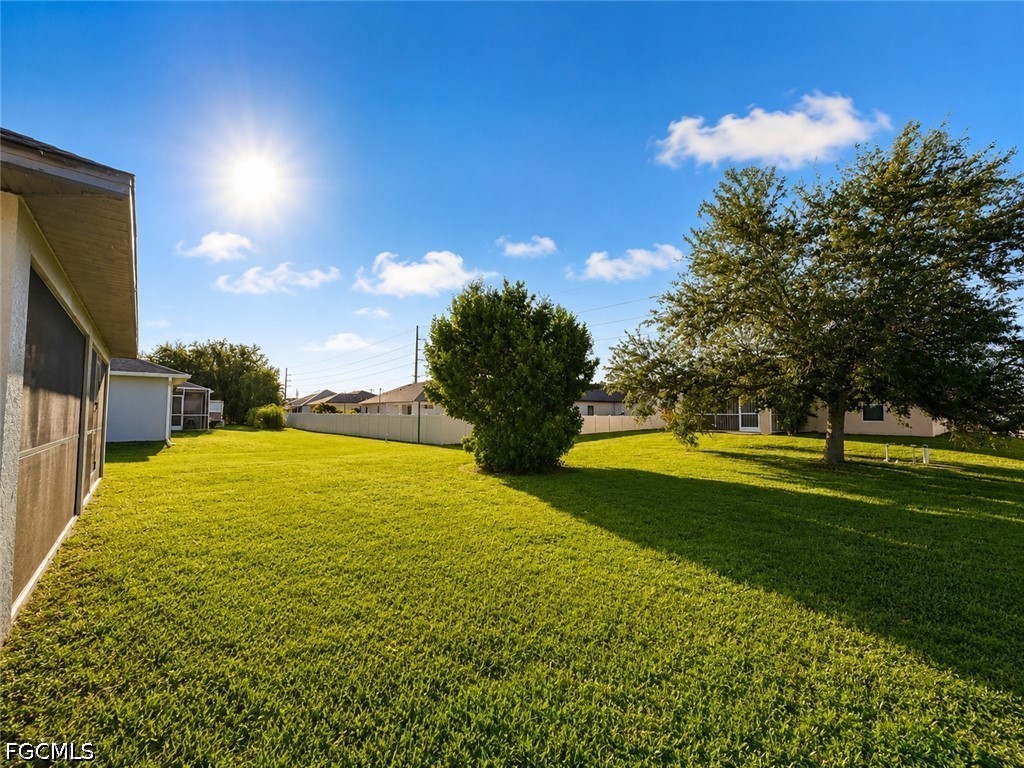 3 Bed SingleFamilyResidence for Sale in Cape Coral, photo 19