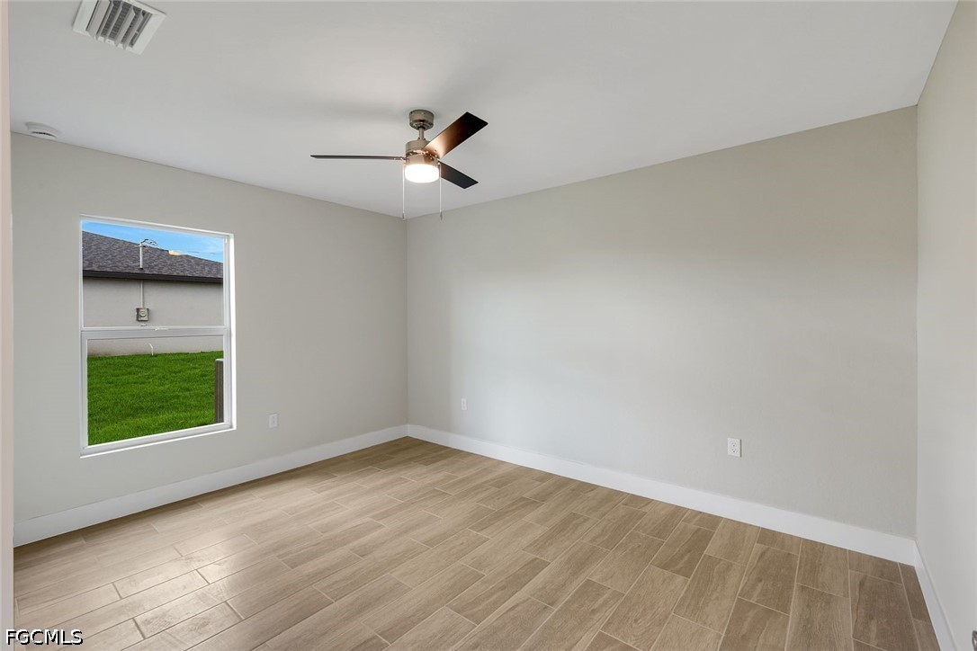 4 Bed SingleFamilyResidence for Sale in Cape Coral, photo 19