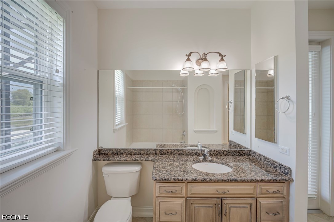 3 Bed Pool Home for Sale in Cape Coral, photo 19