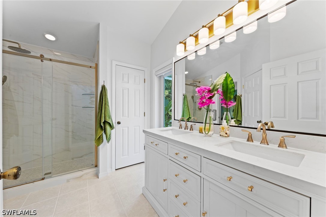3 Bed Pool Home for Sale in Fort Myers, photo 19