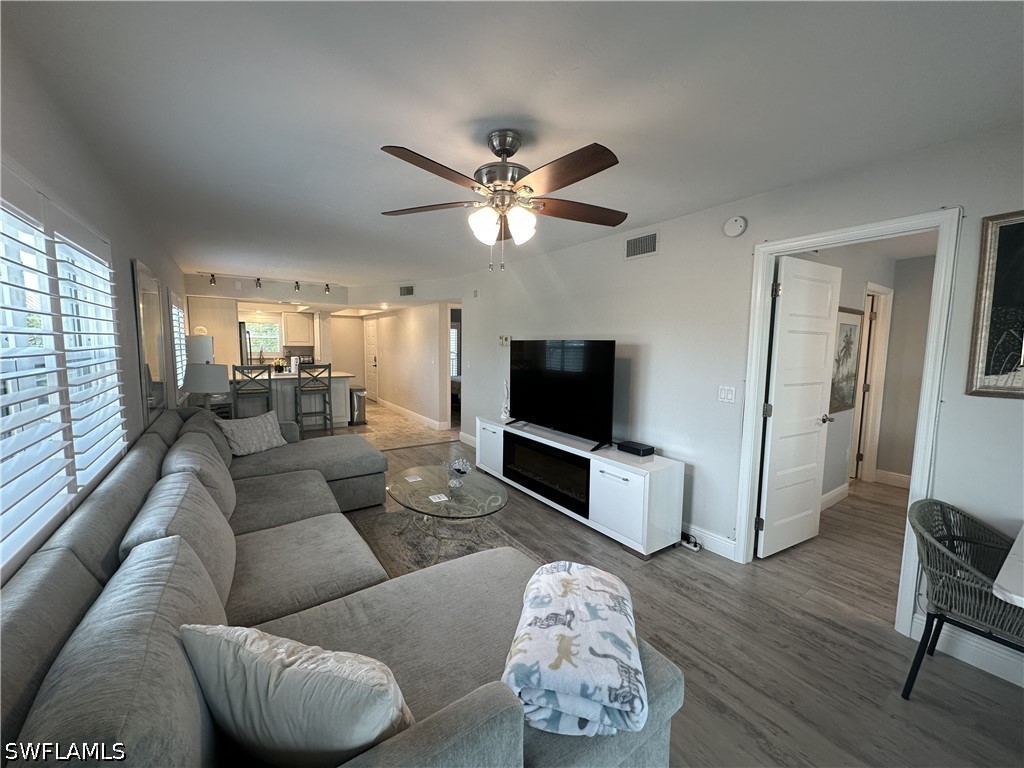 2 Bed Condominium for Sale in Fort Myers Beach, photo 19