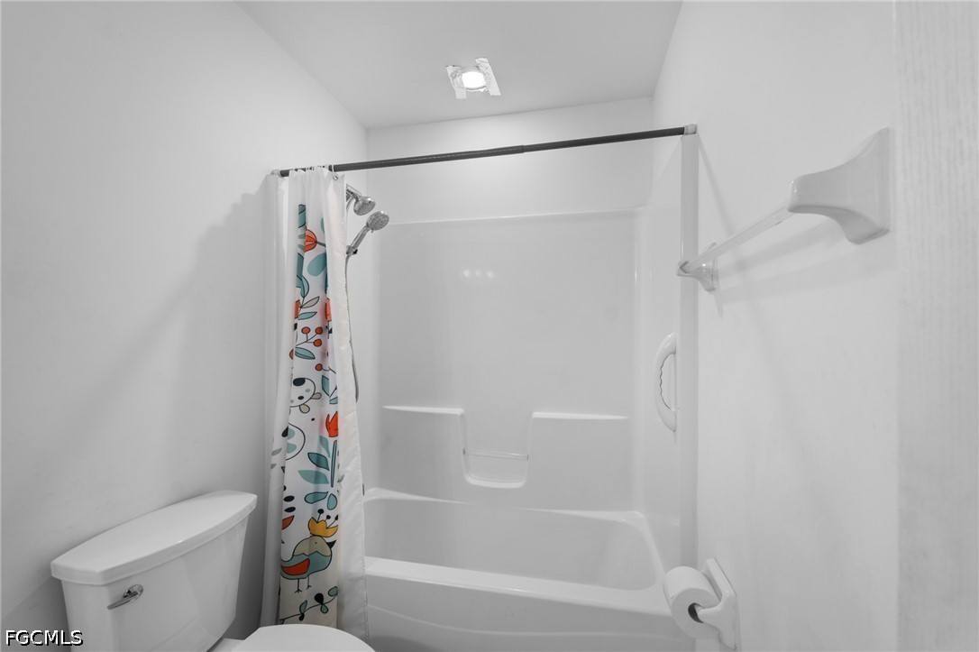 3 Bed SingleFamilyResidence for Sale in Cape Coral, FL — photo 19