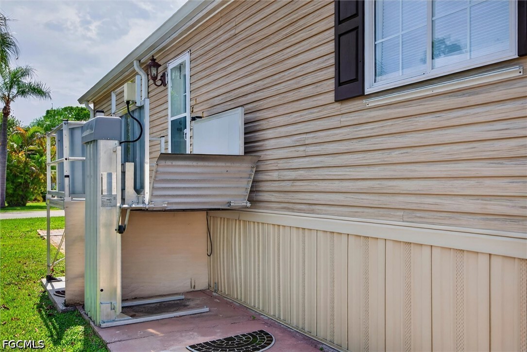 2 Bed ManufacturedHome for Sale in Estero, FL, $170,000 — photo 19