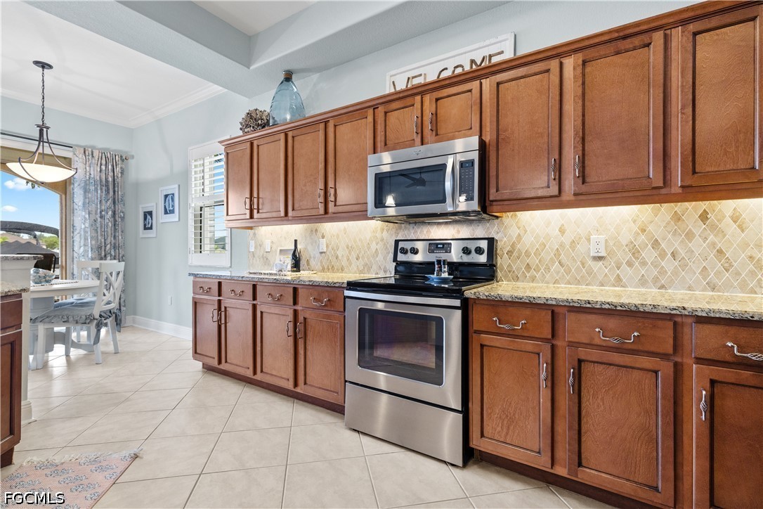 3 Bed Waterfront Home for Sale in Blue Water, FL, $519,900 — photo 19