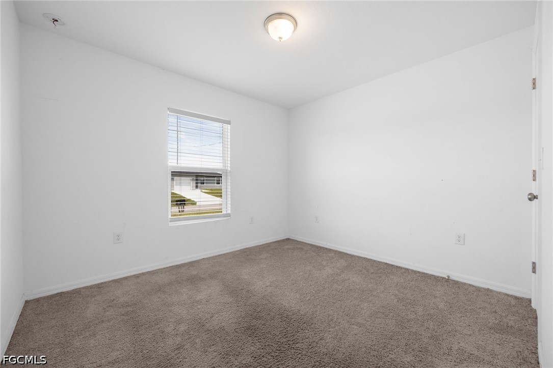 4 Bed SingleFamilyResidence for Sale in Port Labelle, FL — photo 19