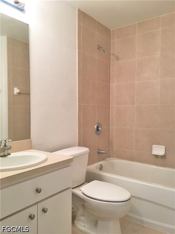 3 Bed SingleFamilyResidence for Sale in Cape Coral, FL — photo 19