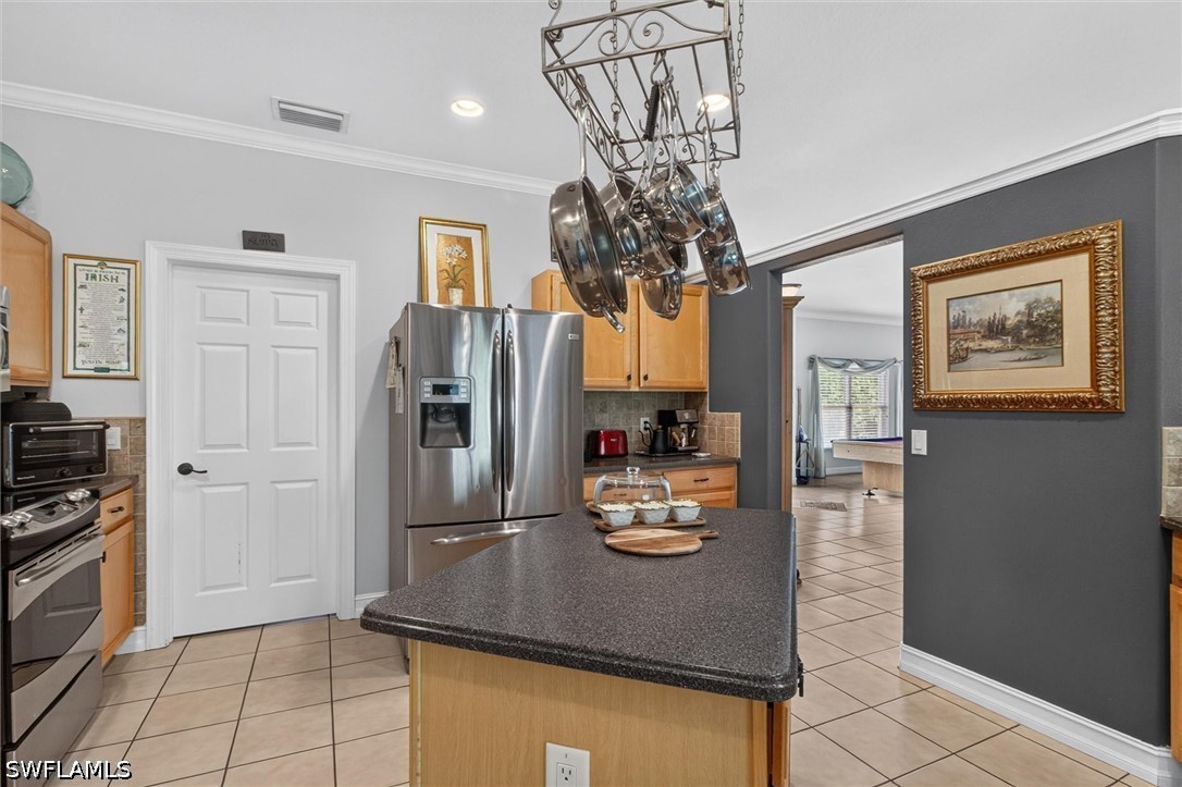 3 Bed SingleFamilyResidence for Sale in Naples, FL, $615,990 — photo 19