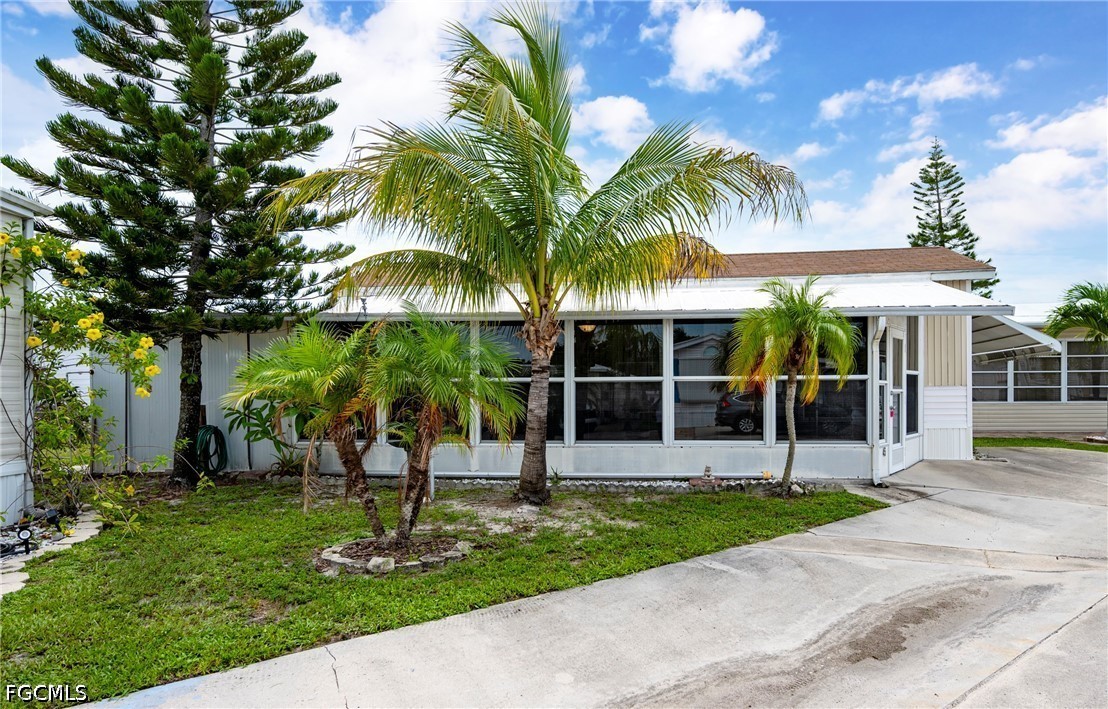 1 Bed ManufacturedHome for Sale in Limetree Park, FL — photo 19