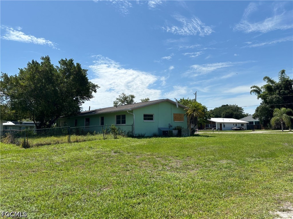 2 Bed SingleFamilyResidence for Sale in Not Applicable, FL — photo 19
