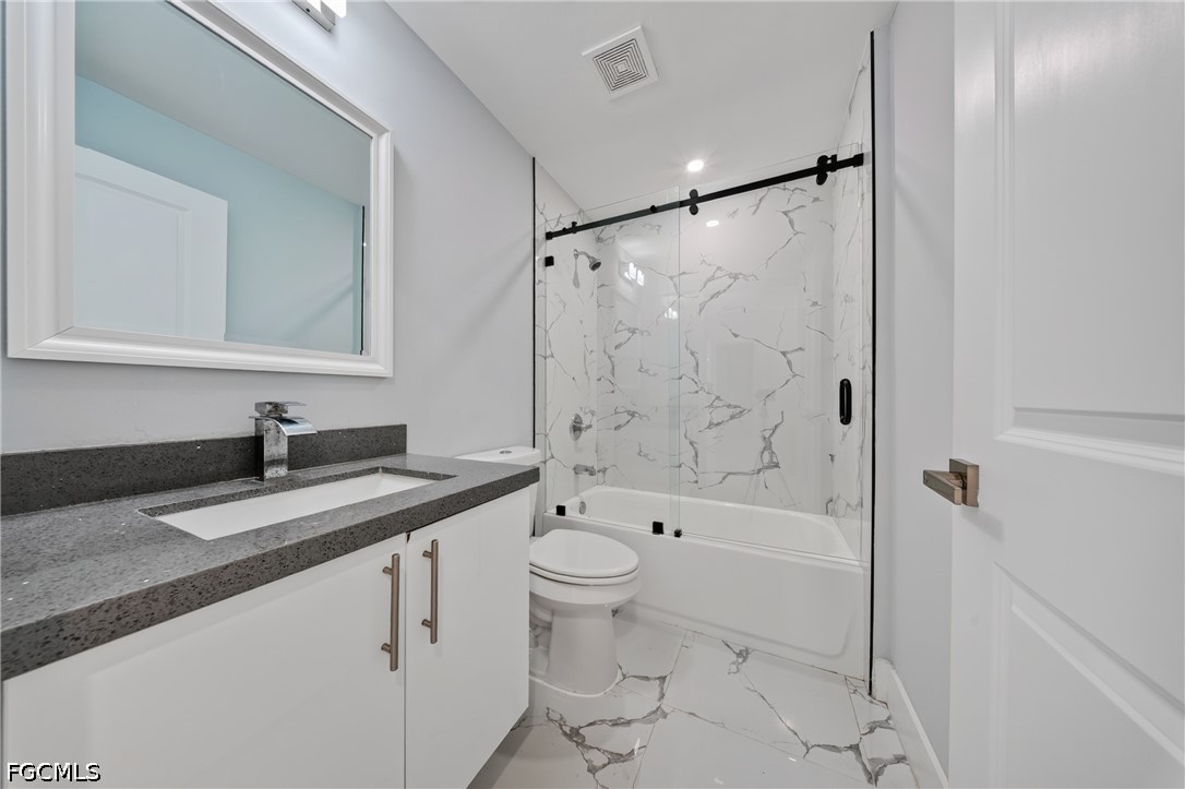 3 Bed SingleFamilyResidence for Sale in Lehigh Acres, photo 19