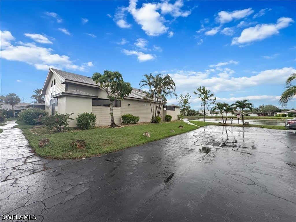 2 Bed Condominium for Sale in Fort Myers, FL, $210,000 — photo 19