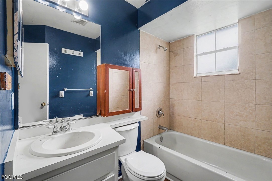 3 Bed SingleFamilyResidence for Sale in Lehigh Acres, FL — photo 19