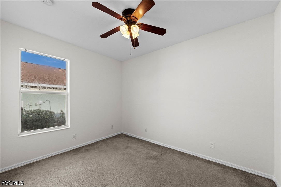 3 Bed SingleFamilyResidence for Sale in Cypress Cay, photo 19