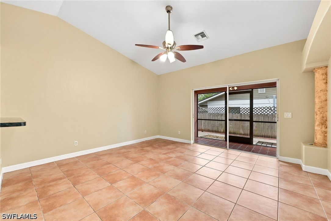 4 Bed Duplex for Sale in Heitmans, FL, $2,000 — photo 19