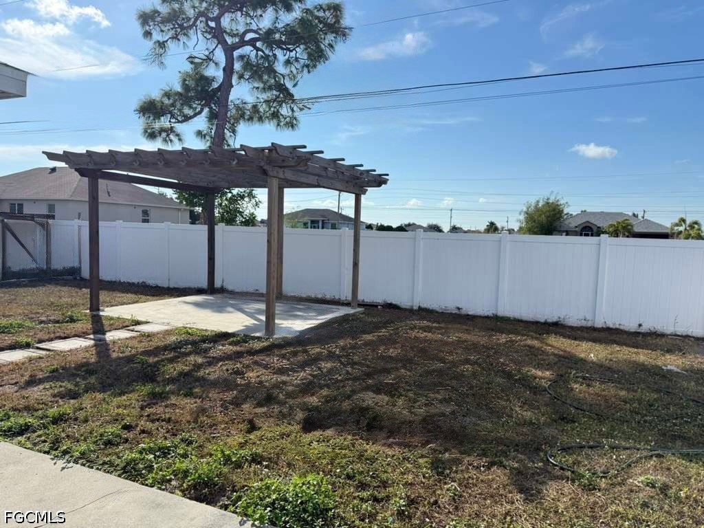 3 Bed SingleFamilyResidence for Sale in Cape Coral, FL — photo 19