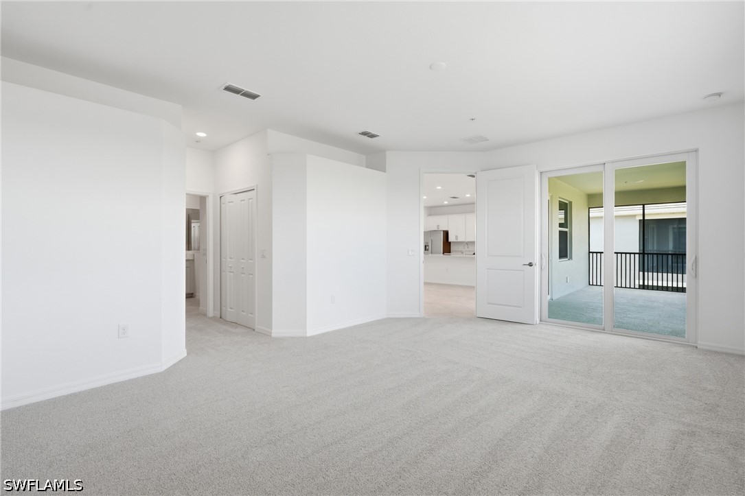 3 Bed Condominium for Sale in Webbs Reserve, FL, $2,500 — photo 19