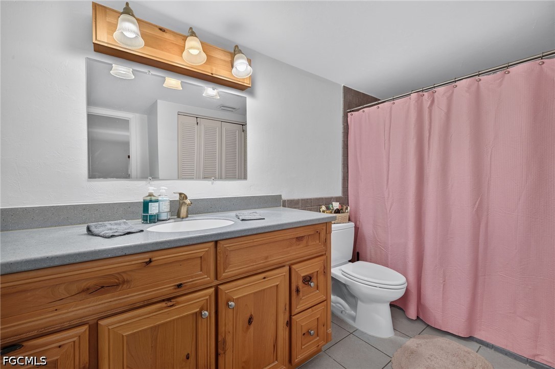 2 Bed Waterfront Home for Sale in Cape Coral, FL, $350,000 — photo 19