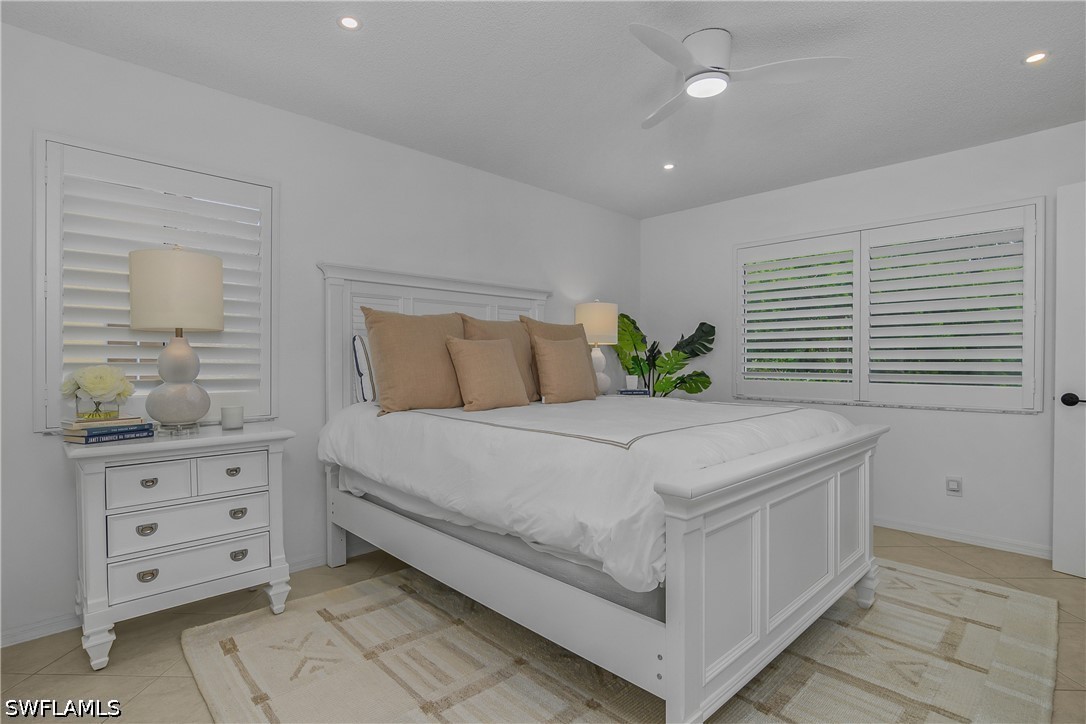 2 Bed Condominium for Sale in Naples, FL, $359,000 — photo 19
