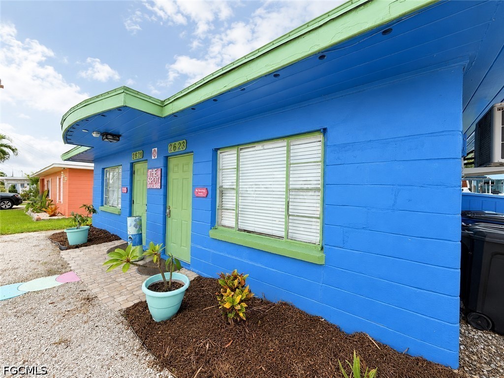 2 Bed Waterfront Home for Sale in Matlacha, FL, $475,000 — photo 19