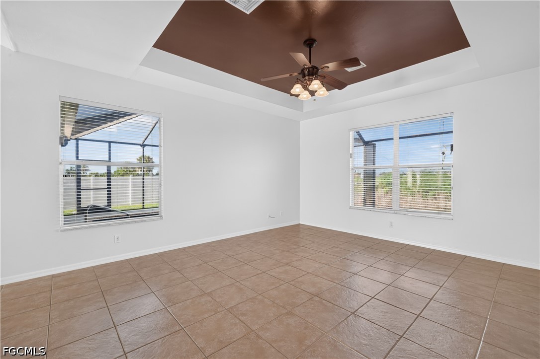 3 Bed Pool Home for Sale in Cape Coral, photo 19