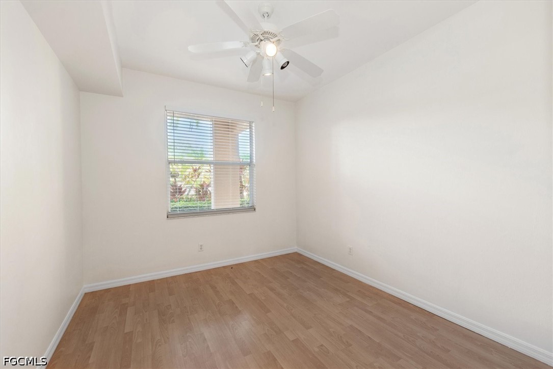 2 Bed Waterfront Home for Sale in Terrace Ii, FL, $200,000 — photo 19