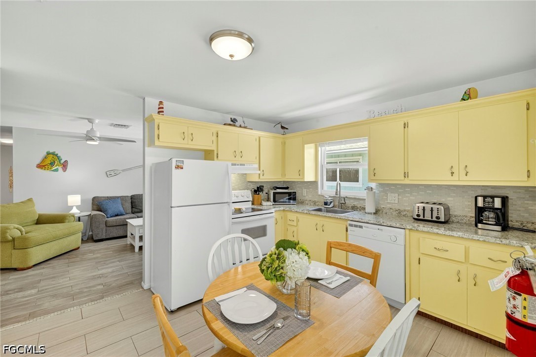 6 Bed Quadruplex for Sale in Seagrape, photo 19