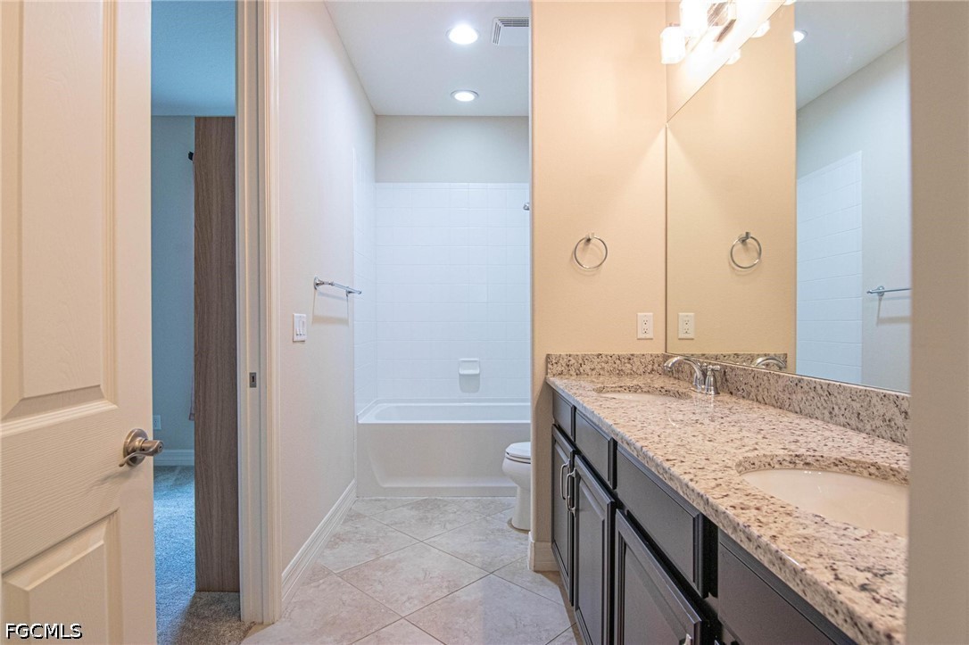 3 Bed Waterfront Home for Sale in Sandoval, photo 19