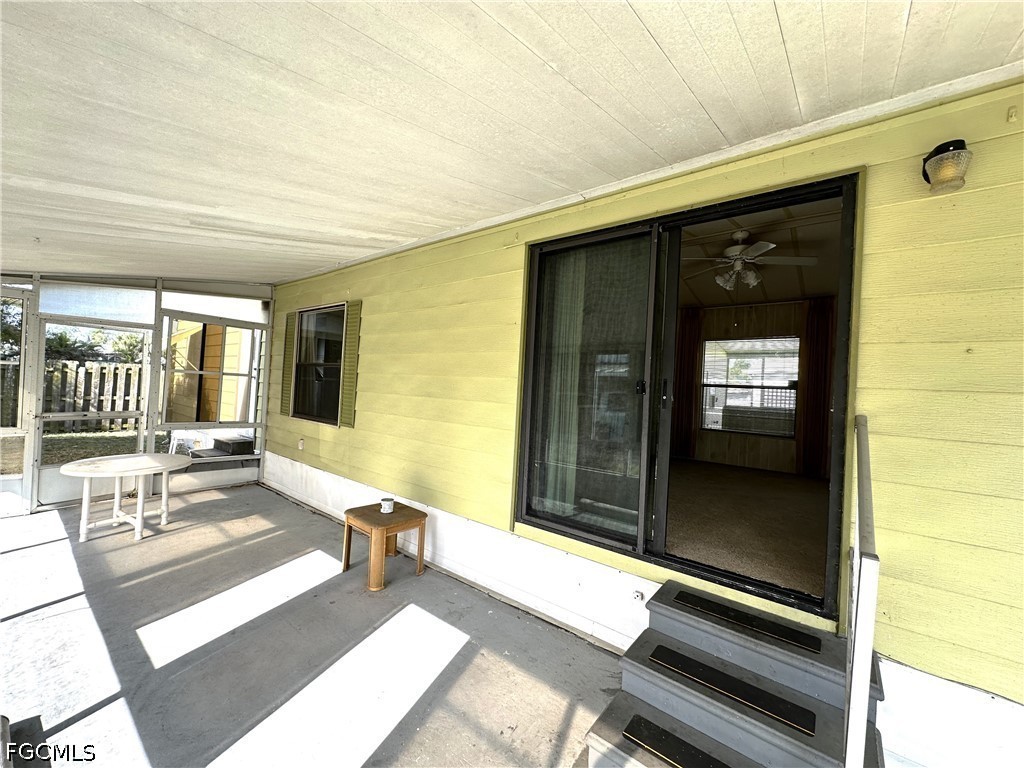 2 Bed ManufacturedHome for Sale in Mobile Manor, FL, $1,200 — photo 19