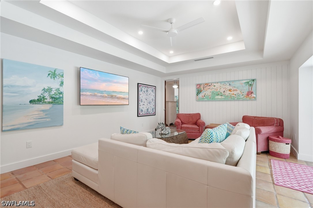 4 Bed Pool Home for Sale in Park Shore, photo 19