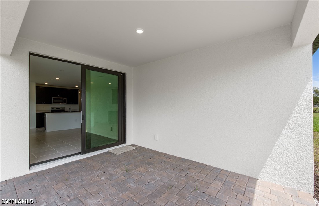 4 Bed SingleFamilyResidence for Sale in Caloosa Cove, FL — photo 19