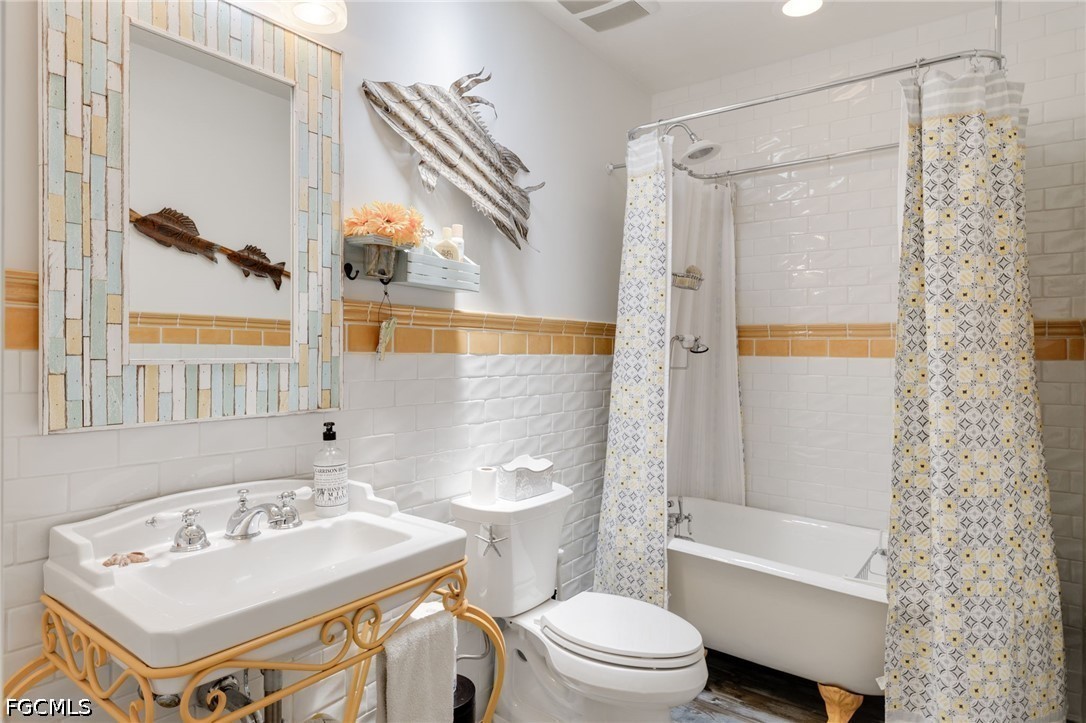 2 Bed Waterfront Home for Sale in Matlacha, photo 19