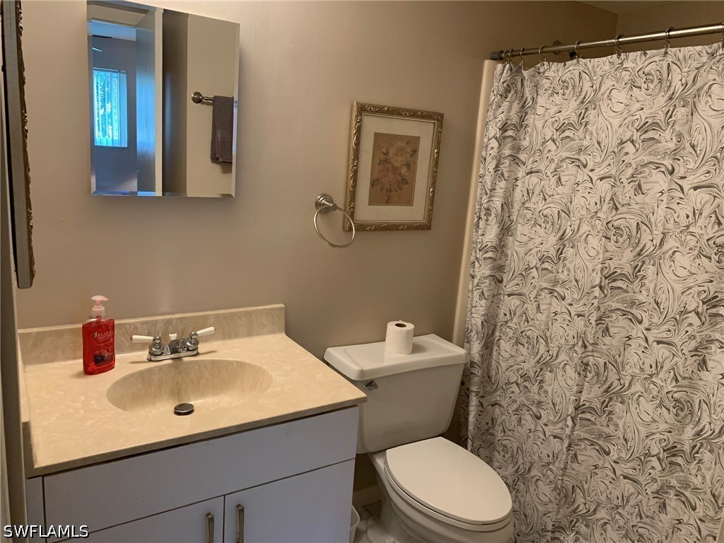 2 Bed Waterfront Home for Sale in Naples, photo 19