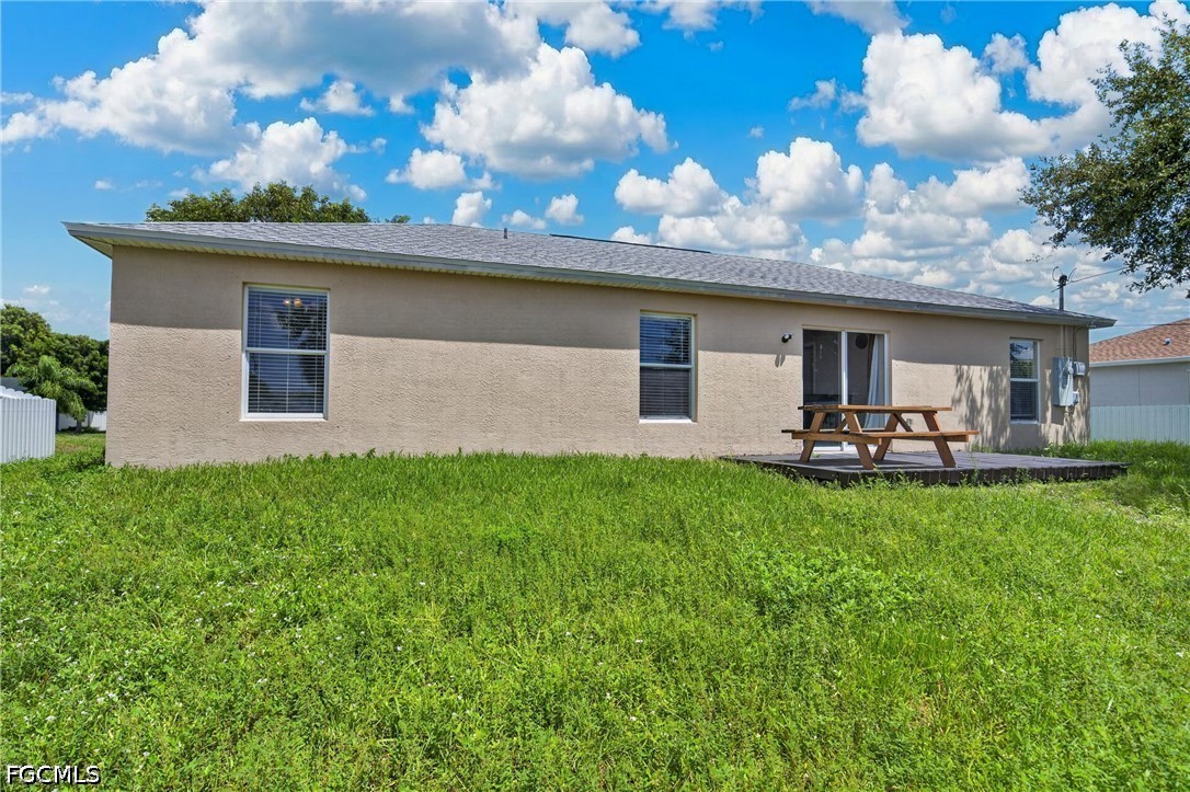 3 Bed SingleFamilyResidence for Sale in Cape Coral, photo 19