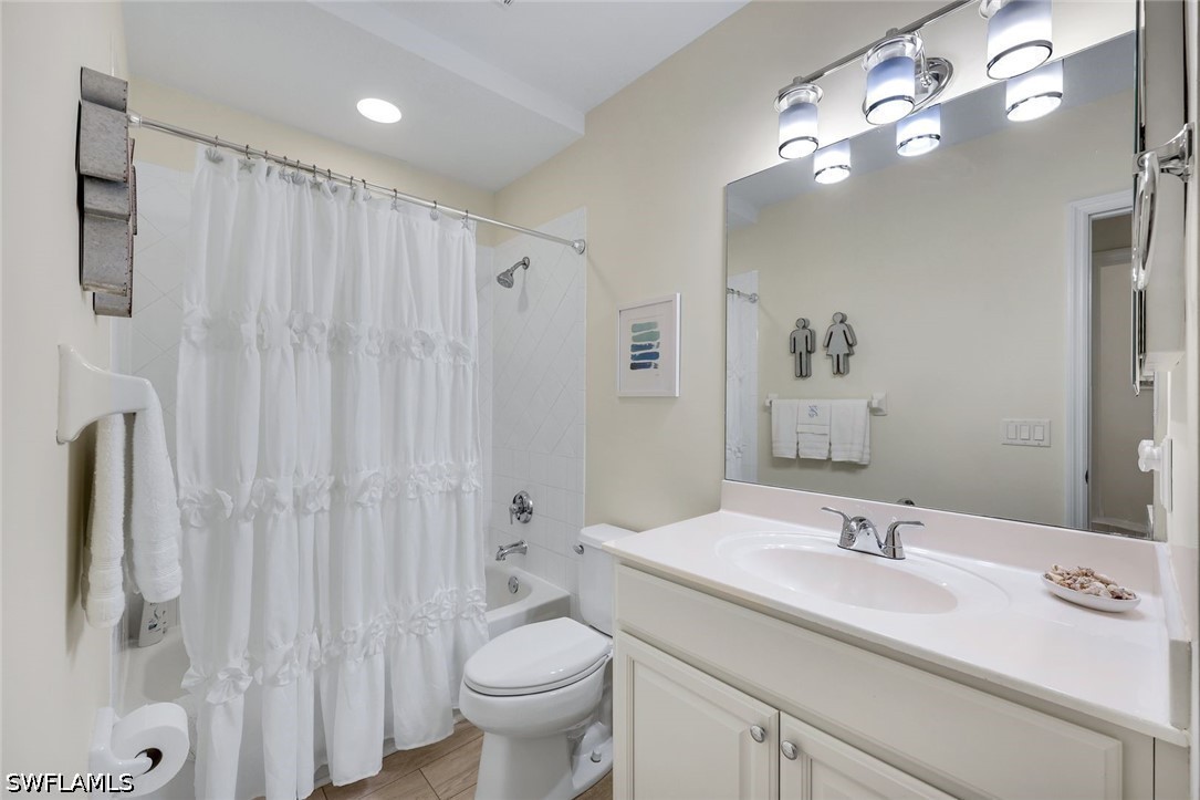 2 Bed Waterfront Home for Sale in Naples, photo 19