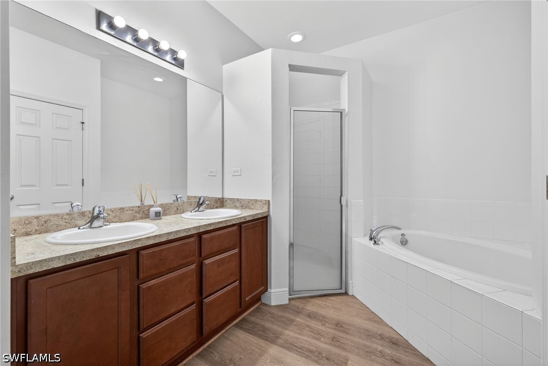 4 Bed SingleFamilyResidence for Sale in Cape Coral, photo 19
